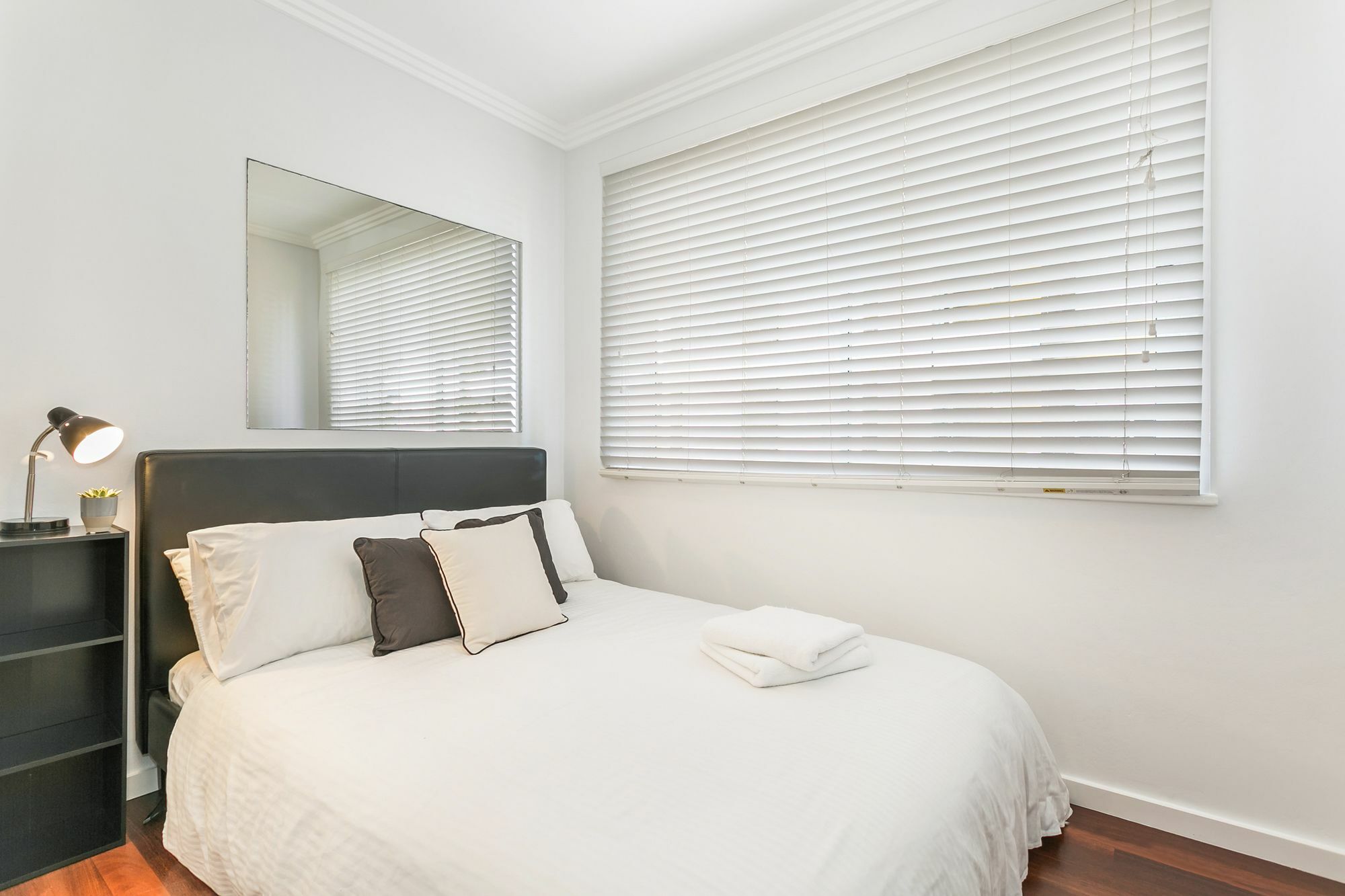 Beachfront On Golden Mile Sydney Exterior photo